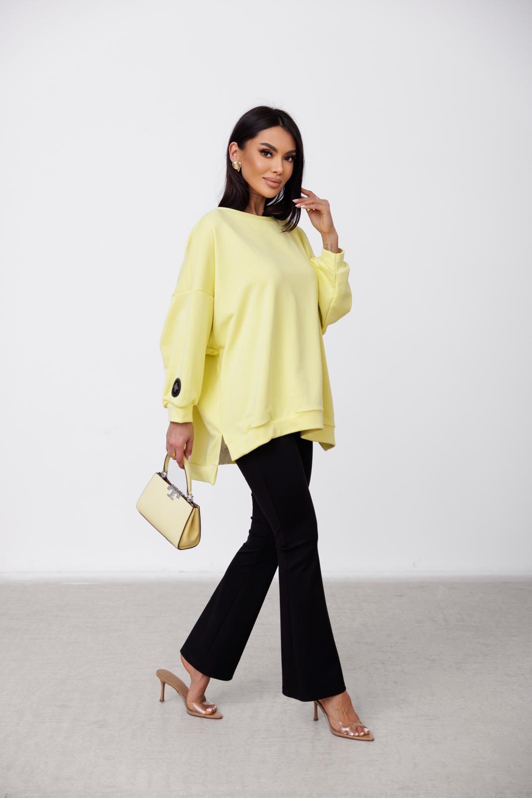 Laisvo kirpimo džemperis be pūkelio geltonos spalvos - Image 4