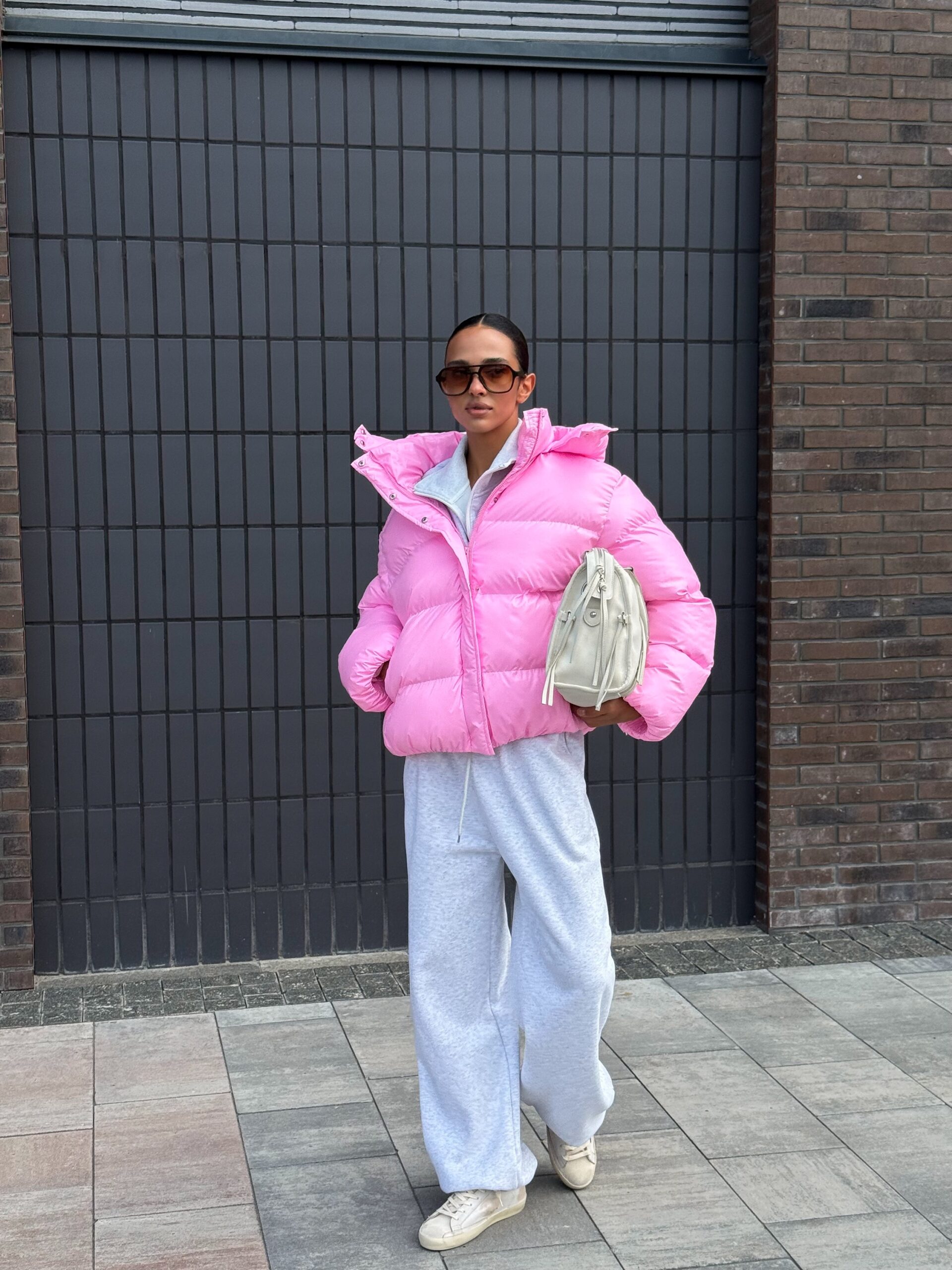 Oversize moteriška pūkinė striukė rožinė